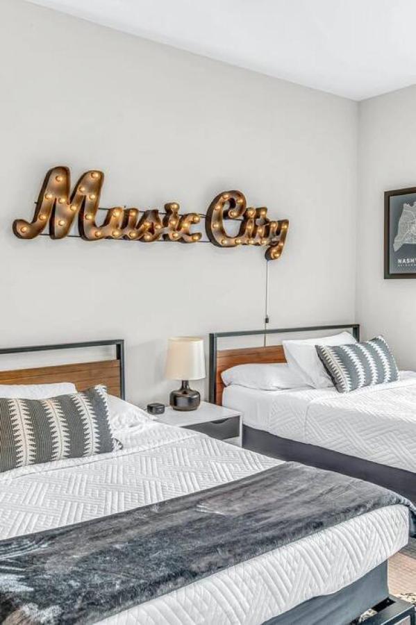 Big NEW&Modern with Skyline View Mural&Ping Pong Nashville Exterior foto